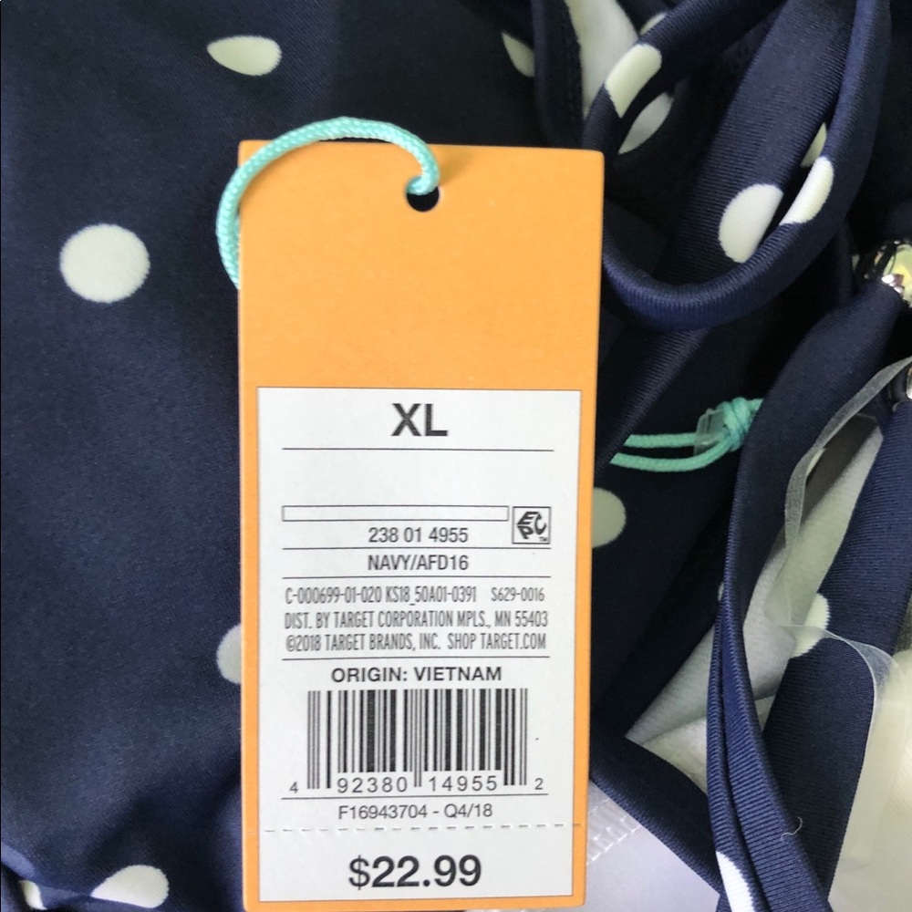 Never worn tankini top! - Picture 2 of 2